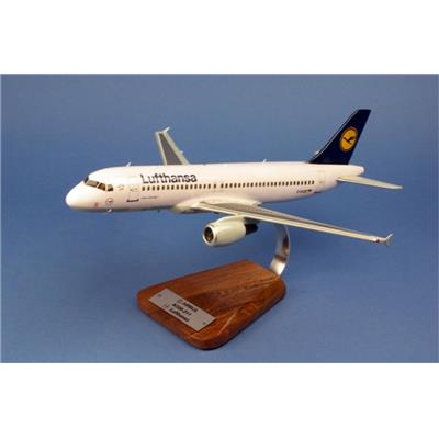 Airbus A320-200 Lufthansa D-AIQE - 1/100 L38x34cm