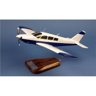 Piper PA.28 Arrow II - 1/24 32x45cm